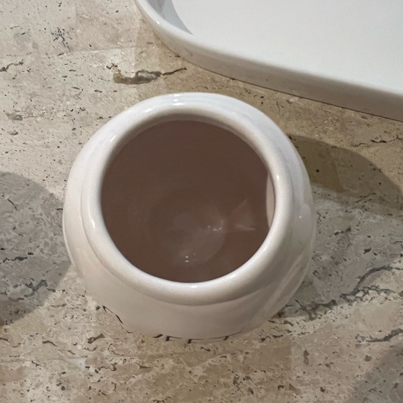 Rae Dunn “Bee” Collection 4 Piece Set. Cream, Sweet, Honey and Plate - Picture 9 of 10